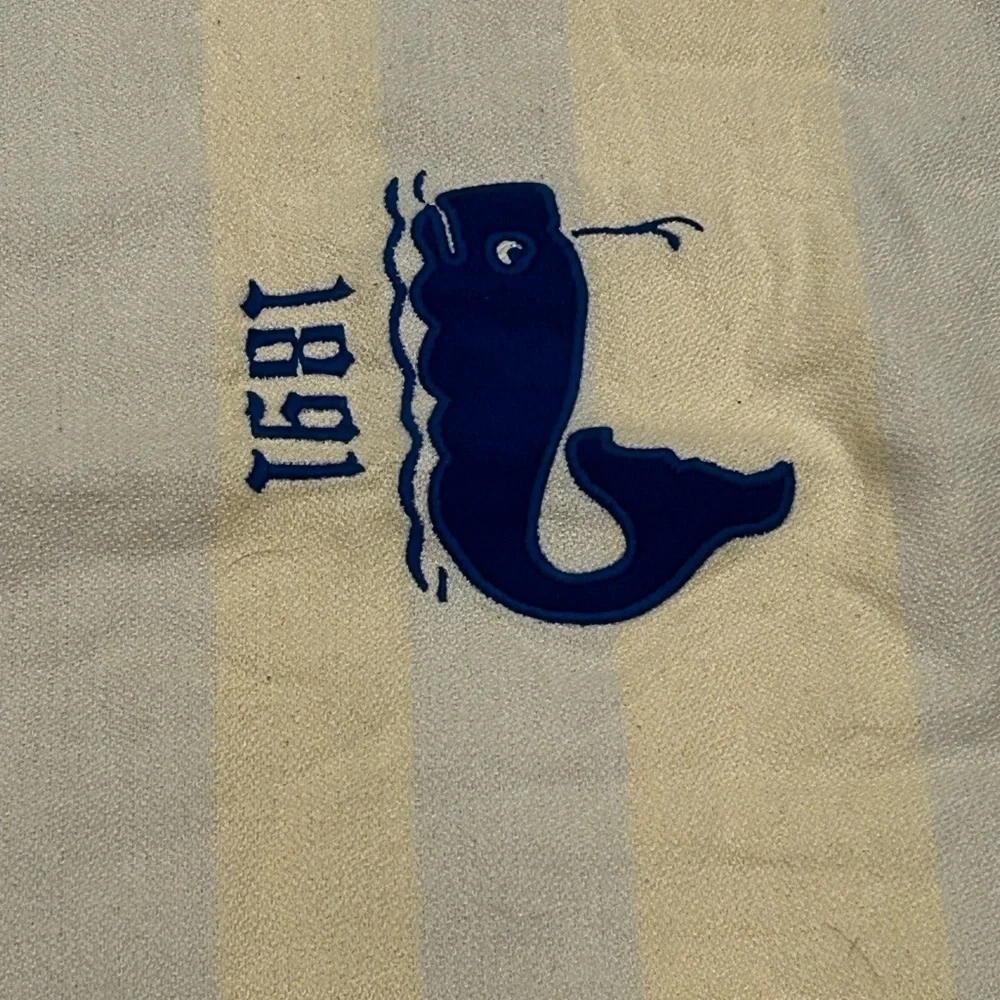 Home & Loft 100%Turkish Cotton Towels Shawls Nautical Coastal Preppy Beach Whale